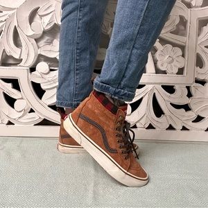 Sk8-Hi MTE Vans